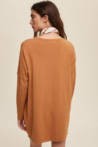TWO POCKET OVERSIZED LIGHT WEIGHT KNIT SWEATER