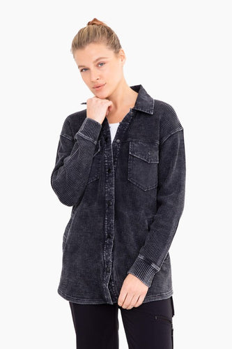 CURVY WAFFLE KNIT MINERAL WASH BUTTON DOWN SHACKET